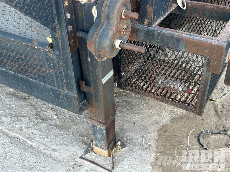Texas Pride 36600 lb 52 ft Tri/A Flatbed Oilfield Traile Equipamiento para el procesado