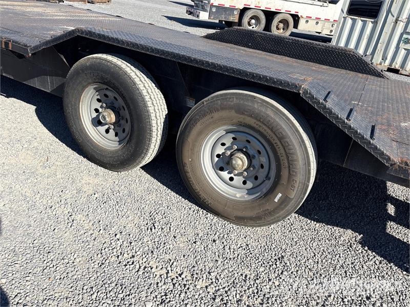 Texas Pride EQ818216KBP 20 ft T/A Equipment Trailer مقطورات مركبات نقل