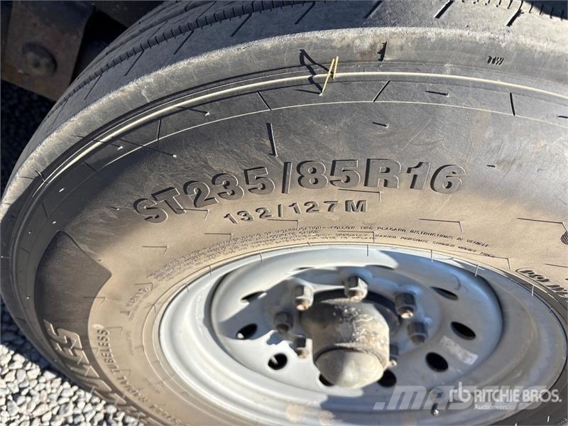 Texas Pride EQ818216KBP 20 ft T/A Equipment Trailer مقطورات مركبات نقل