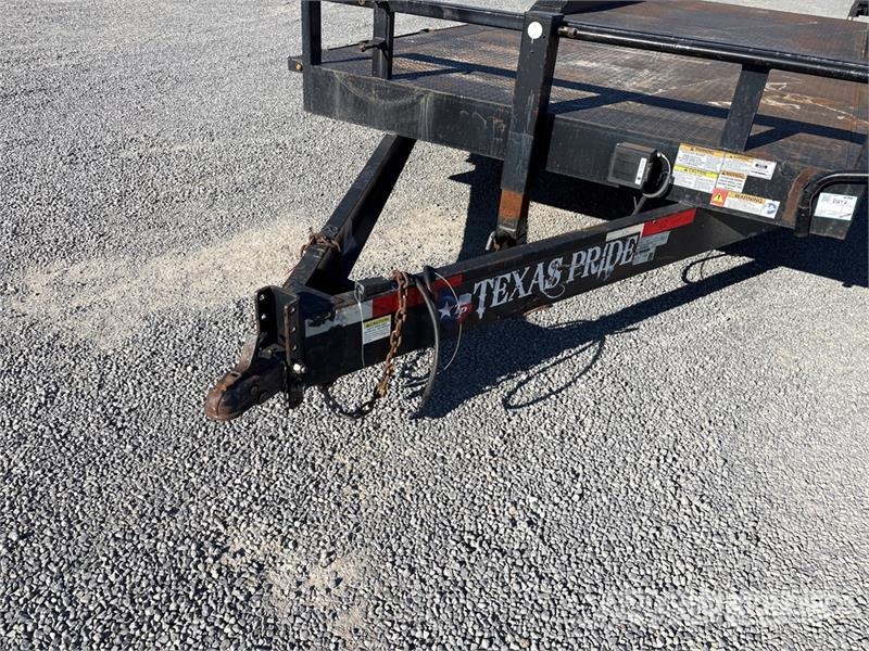 Texas Pride EQ818216KBP 20 ft T/A Equipment Trailer مقطورات مركبات نقل