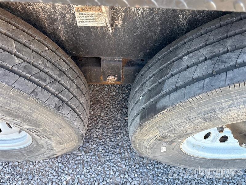 Texas Pride EQ818216KBP 20 ft T/A Equipment Trailer مقطورات مركبات نقل