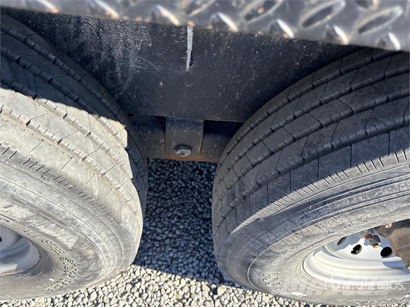 Texas Pride EQ818216KBP 20 ft T/A Equipment Trailer مقطورات مركبات نقل