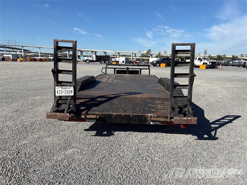 Texas Pride EQ818216KBP 20 ft T/A Equipment Trailer Prikolice za prevoz vozil