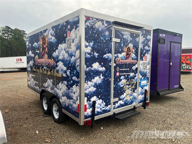 The Fud 14 ft 0 in T/A Food Concession Trailer 기타 트레일러