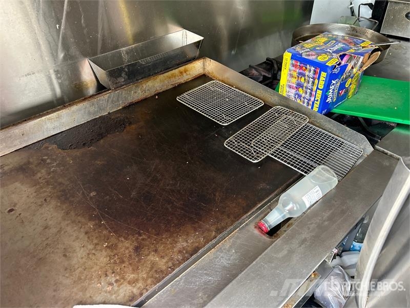  The Fud Trailer 12 ft S/A Food Concession Trailer Інші причепи