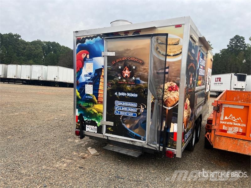  The Fud Trailer 15 ft 0 in T/A Food Concession Tra Altri rimorchi