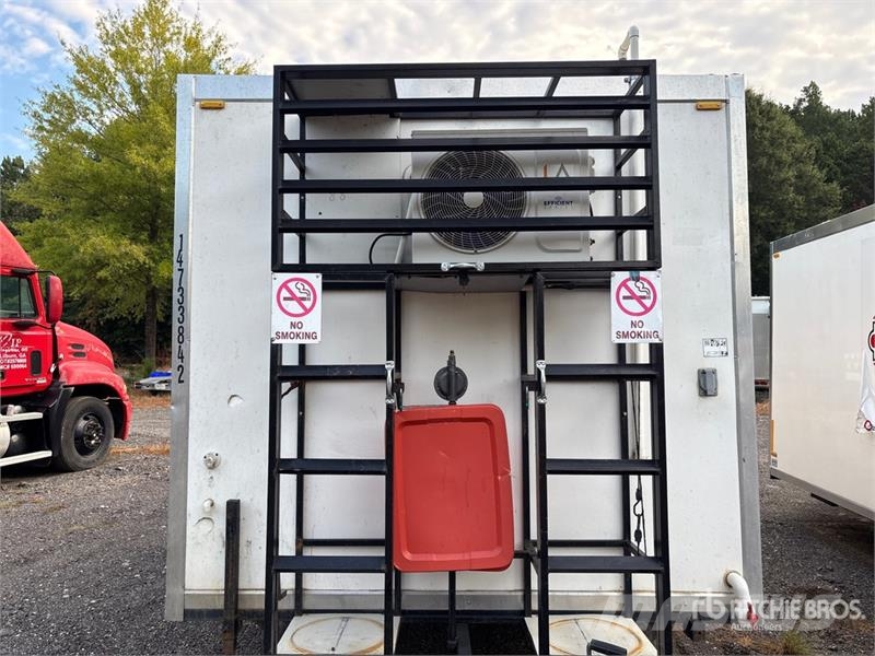 The Fud Trailer 16 ft T/A Food Concession Trailer Andere Anhänger