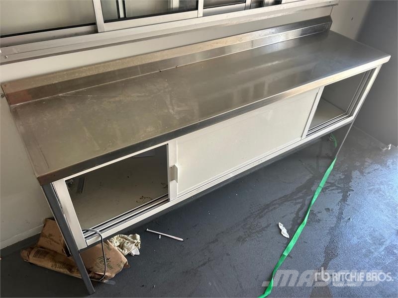 The Fud Trailer 16 ft T/A Food Concession Trailer Druge prikolice