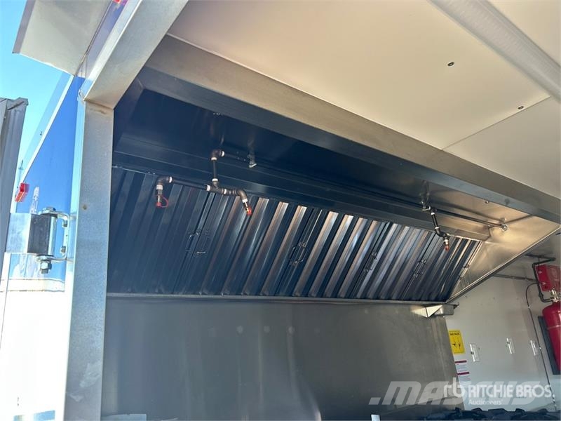 The Fud Trailer 16 ft T/A Food Concession Trailer Otros remolques