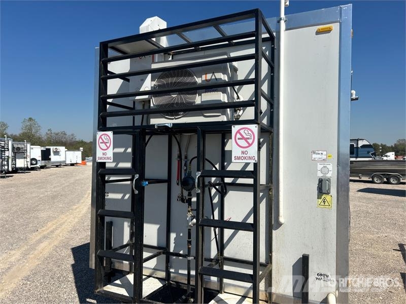 The Fud Trailer 16 ft T/A Food Concession Trailer Druge prikolice