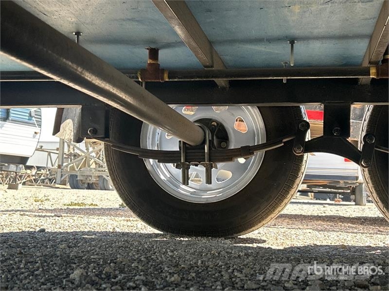 The Fud Trailer 16 ft T/A Food Concession Trailer Druge prikolice