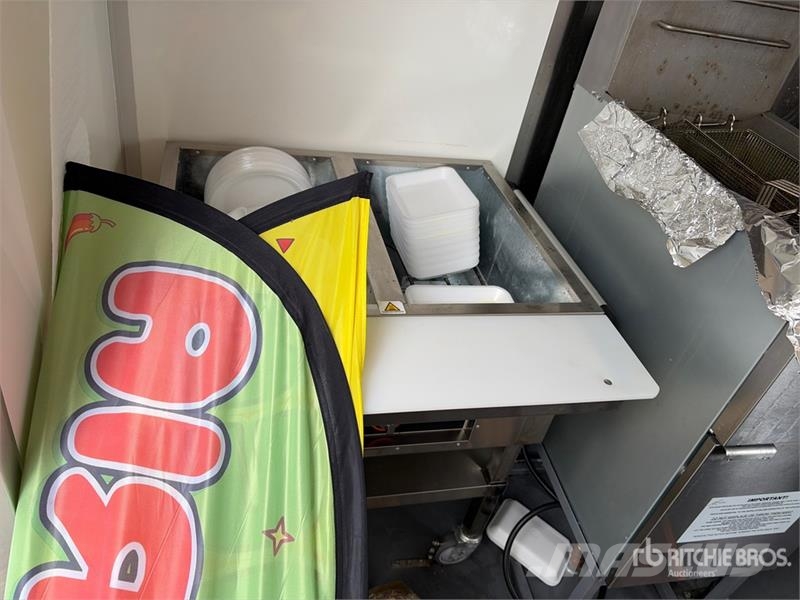 The Fud Trailer 16 ft T/A Food Concession Trailer Прочие прицепы