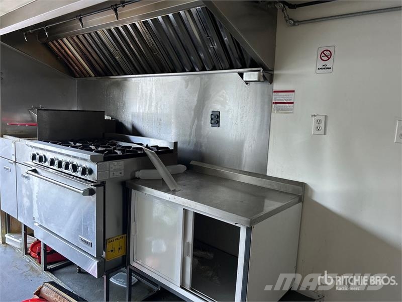  The Fud Trailer 16 ft T/A Food Concession Trailer Citas piekabes