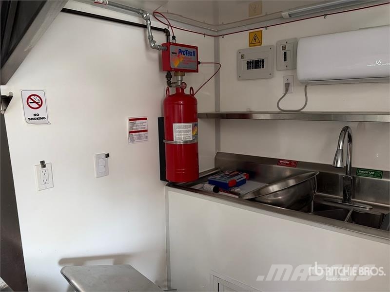 The Fud Trailer 16 ft T/A Food Concession Trailer Прочие прицепы
