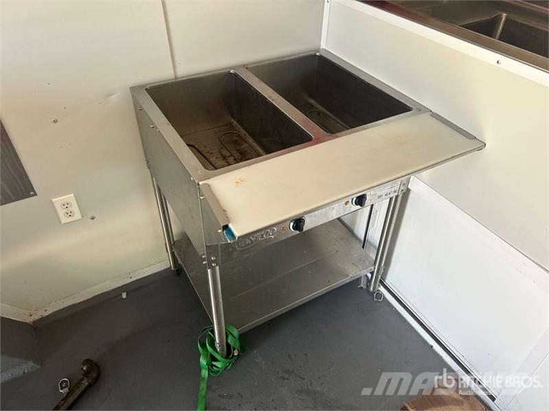 The Fud Trailer 16 ft T/A Food Concession Trailer Druge prikolice