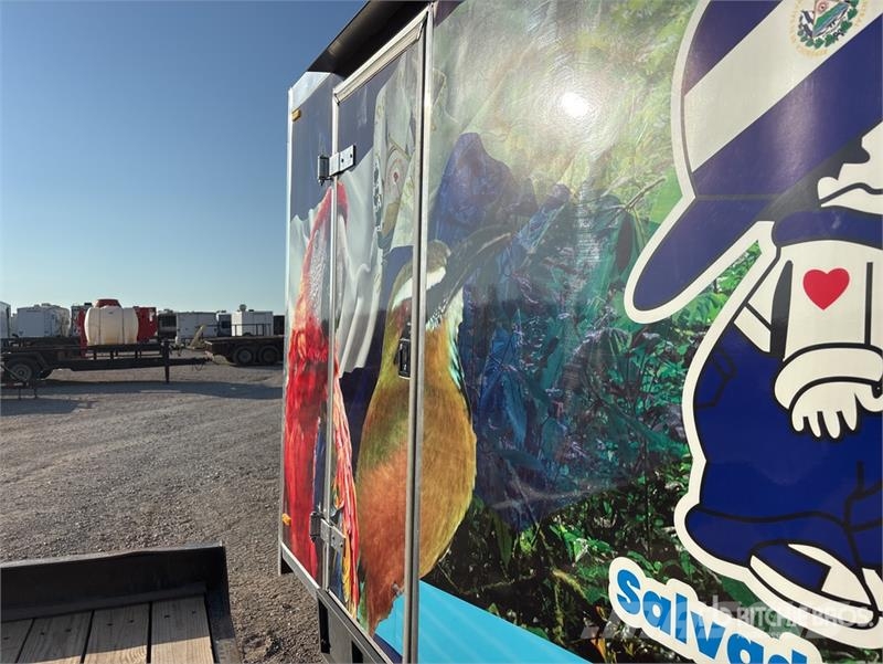 The Fud Trailer 20 ft T/A Food Concession Trailer Autre remorque