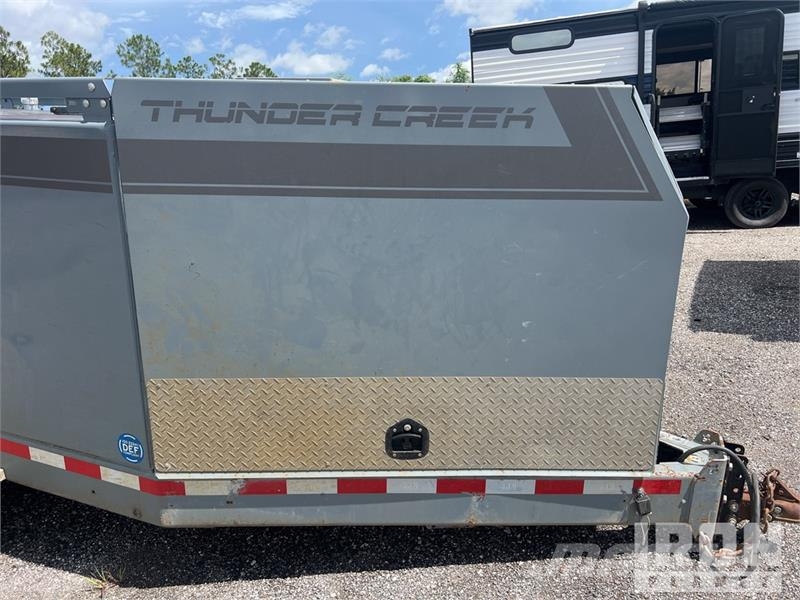  Thundercreek FST990-G3 T/A Fuel Trailer Autocisternas