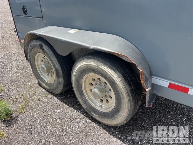 Thundercreek FST990-G3 T/A Fuel Trailer Autocisternas
