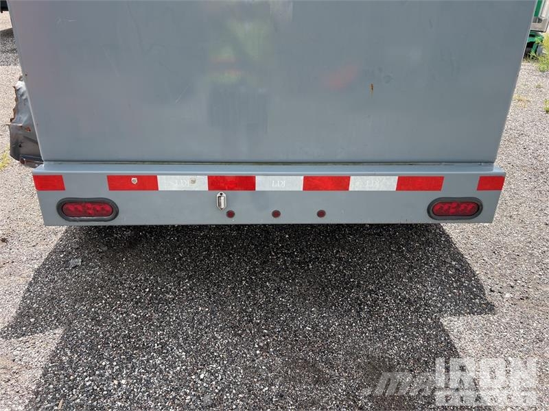  Thundercreek FST990-G3 T/A Fuel Trailer Autocisternas