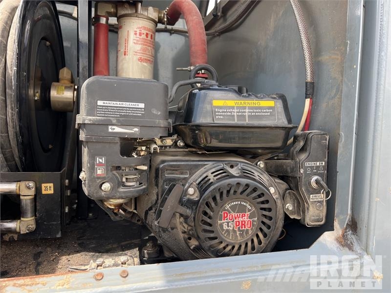  Thundercreek FST990-G3 T/A Fuel Trailer Autocisternas