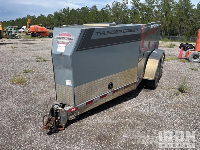  Thundercreek FST990-G3 T/A Fuel Trailer Autocisternas