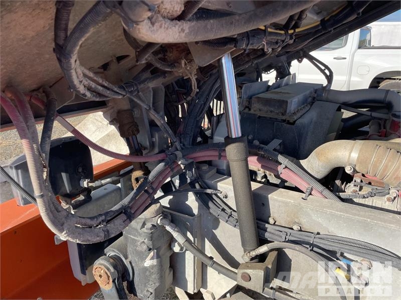 Tico Truckmate Pro 4x2 Spotter Truck جرارات صالات المطارات