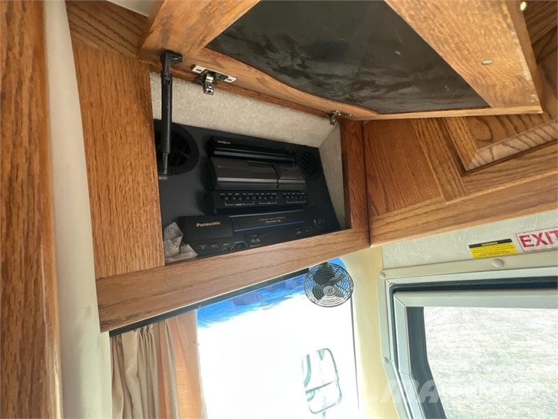 Tiffin Allegro Motor Home Autofurgonai ir karavanai