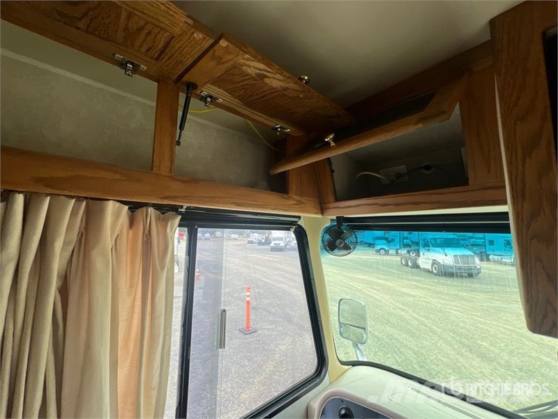 Tiffin Allegro Motor Home Autofurgonai ir karavanai
