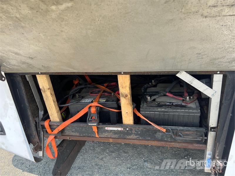 Tiffin Allegro Motor Home Autofurgonai ir karavanai