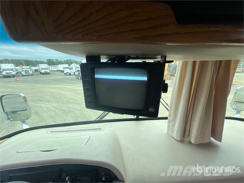 Tiffin Allegro Motor Home Autofurgonai ir karavanai