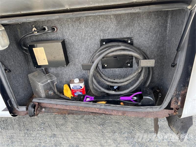 Tiffin Allegro Motor Home Autofurgonai ir karavanai