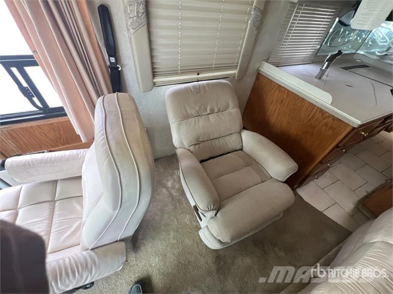 Tiffin Allegro Motor Home Autofurgonai ir karavanai