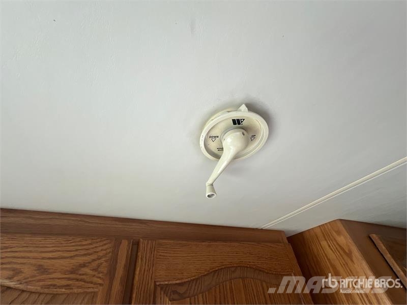 Tiffin Allegro Motor Home Autofurgonai ir karavanai