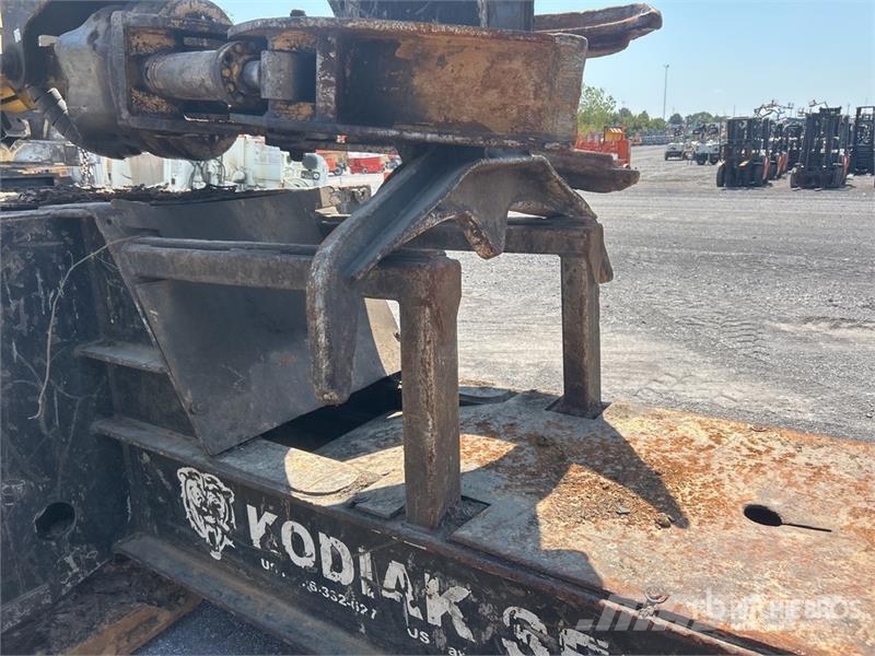 Tiger Cat 234B Trailer Mounted Heel Boom Log Loader Nivelpuomikuormaajat