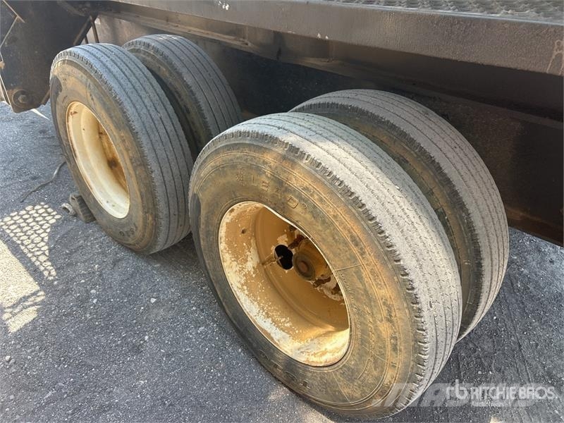 Tiger Cat 234B Trailer Mounted Heel Boom Log Loader Nivelpuomikuormaajat