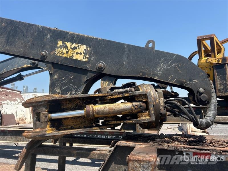 Tiger Cat 234B Trailer Mounted Heel Boom Log Loader Nivelpuomikuormaajat
