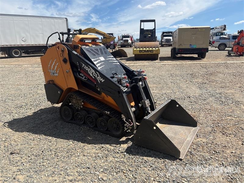 Tiger Claw TC300T Mini Compact Track Loader Krautuvai su šoniniu pasukimu