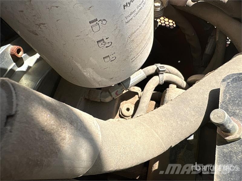Tiger Claw TC300T Mini Compact Track Loader Krautuvai su šoniniu pasukimu