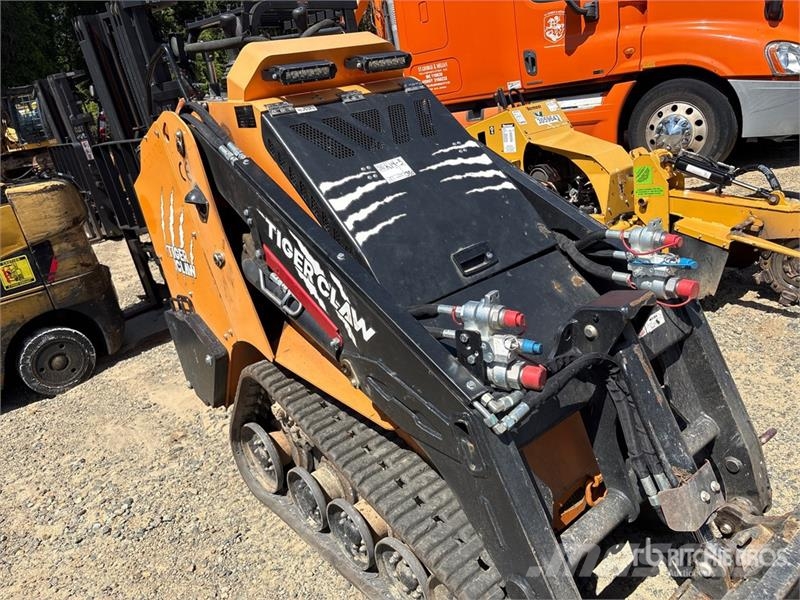 Tiger Claw TC300T Mini Compact Track Loader Krautuvai su šoniniu pasukimu