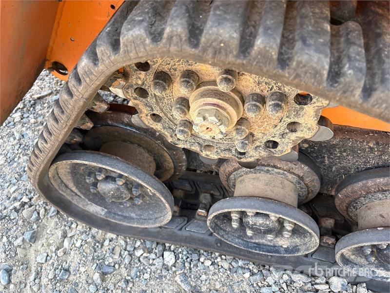 Tiger Claw TC300T Mini Compact Track Loader Krautuvai su šoniniu pasukimu