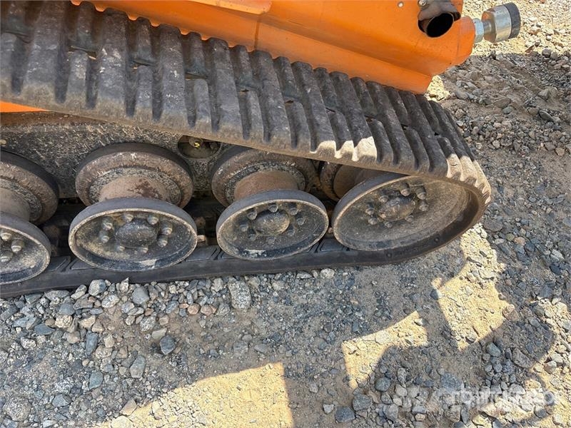 Tiger Claw TC300T Mini Compact Track Loader Krautuvai su šoniniu pasukimu
