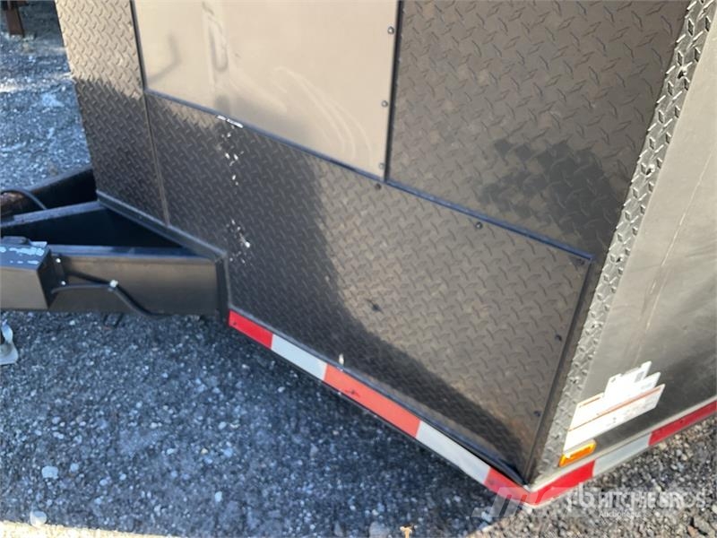Titanium Cargo 8.5X28 Enclosed Trailer 箱體拖車