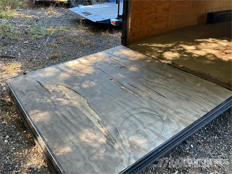 Titanium Cargo 8.5X28 Enclosed Trailer 箱體拖車
