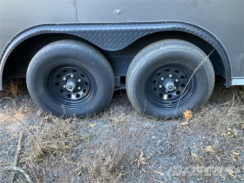 Titanium Cargo 8.5X28 Enclosed Trailer 箱體拖車