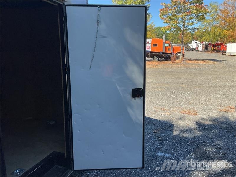 Titanium Cargo 8.5X28 Enclosed Trailer 箱體拖車