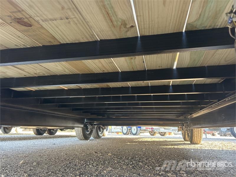 TMB 10224T7K 24 ft T/A Equipment Trailer Auto pārvadāšanas treileri