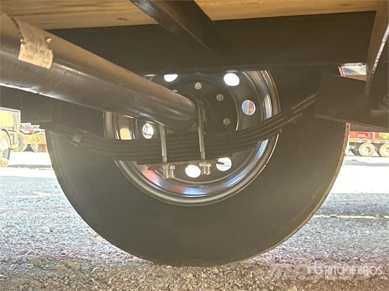  TMB 8320T7K Auto pārvadāšanas treileri