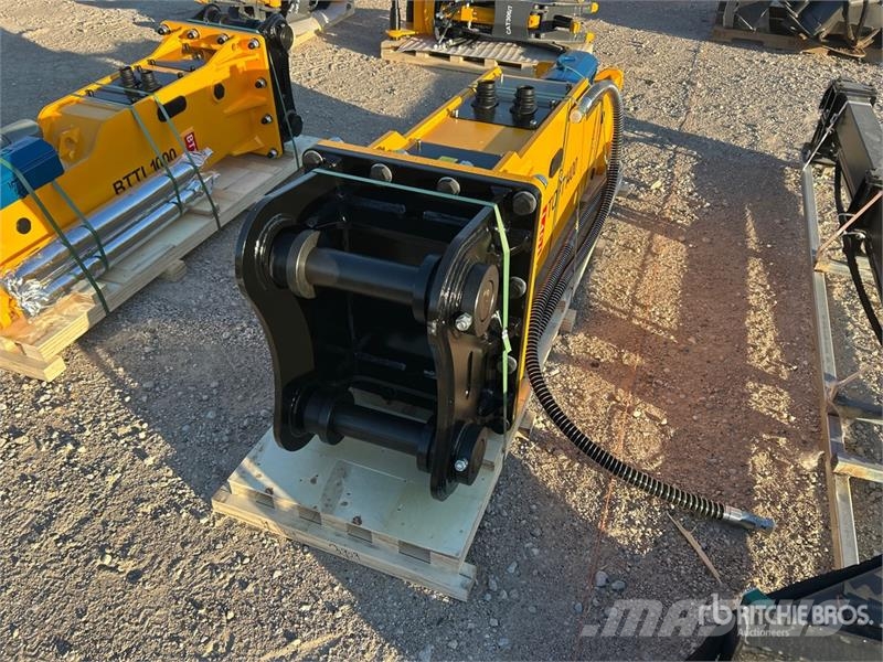 TOFT 1400 Hydraulic Breaker - Fits Cat 320 / 20 - Búracie kladivá / Zbíjačky