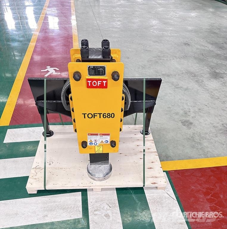 TOFT 680P Skid Steer Post Driver (Unused) フェンス機材