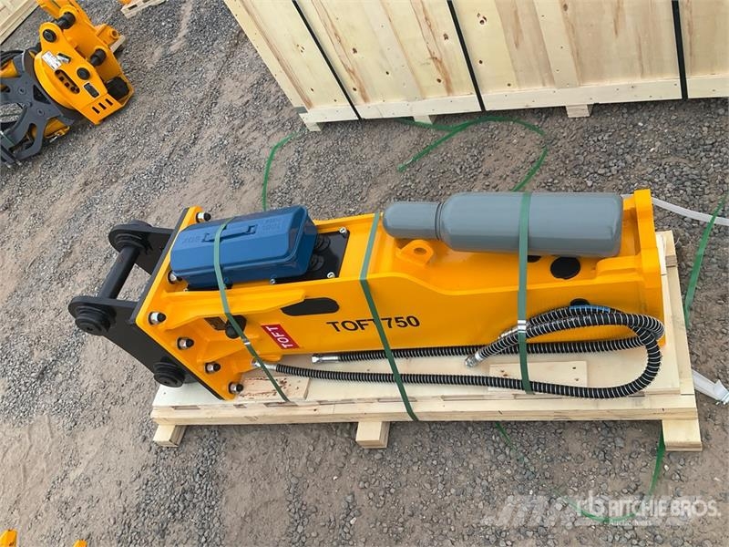 TOFT 750 Skid Steer Post Driver (Unused) フェンス機材